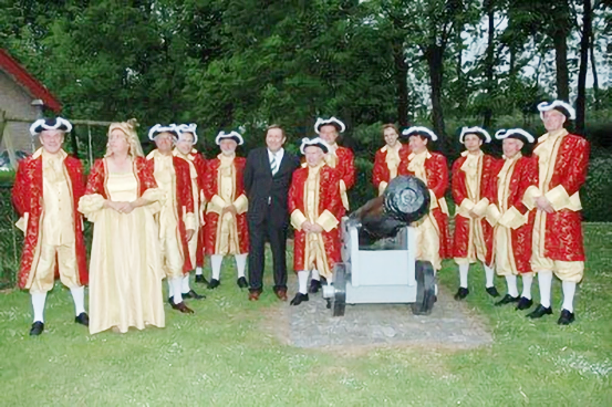 2004